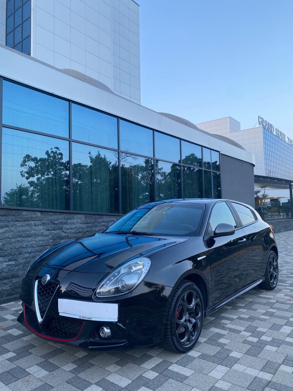 Alfa Romeo Giulietta 2,0 JTD - VELOCE - FULL OPREMA - DNA - REG 04/27, fotografija 5