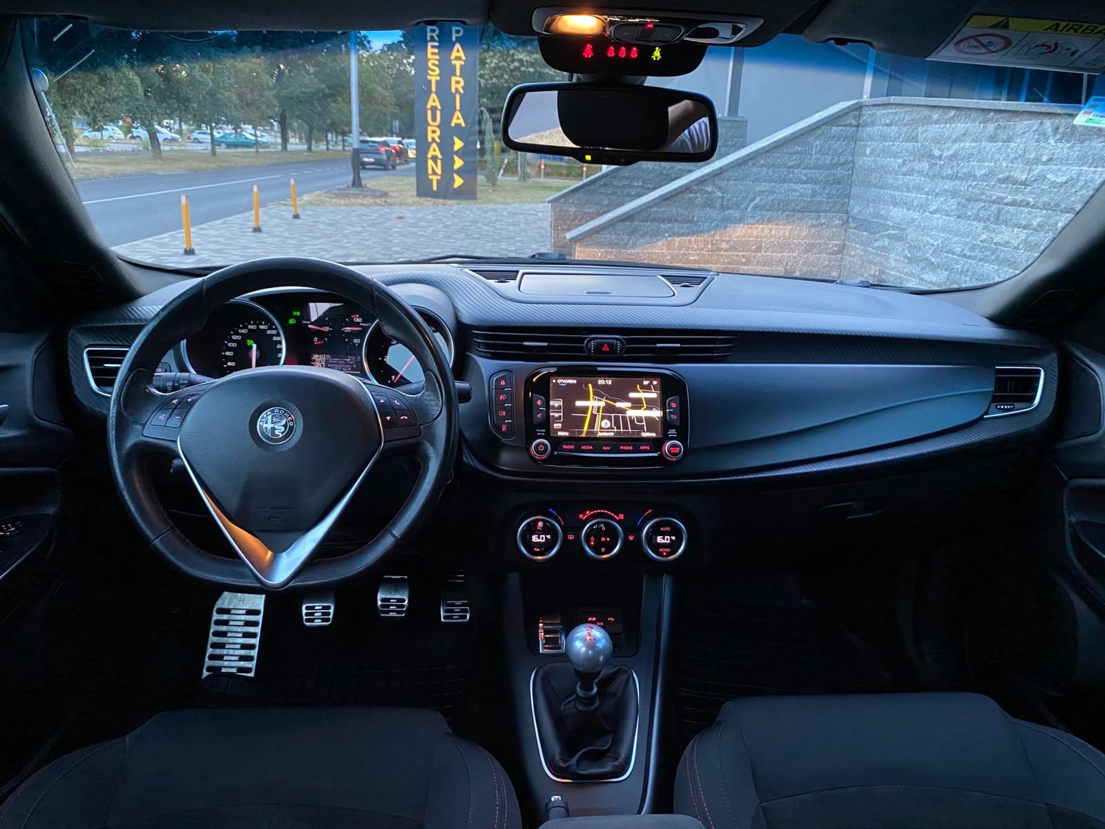 Alfa Romeo Giulietta 2,0 JTD - VELOCE - FULL OPREMA - DNA - REG 04/27, fotografija 14
