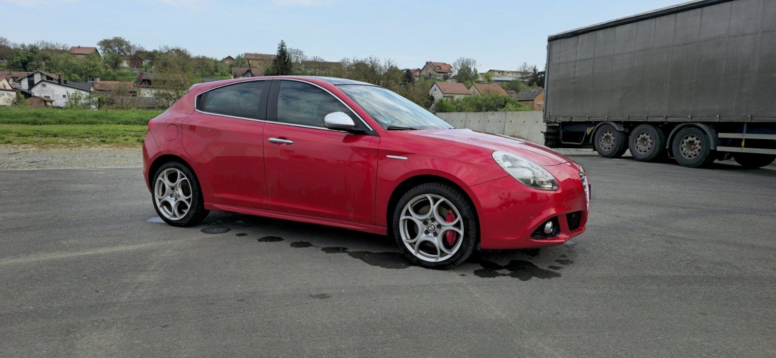 Alfa Romeo Giulietta 2,0 TCT automatik, fotografija 2