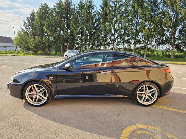 ALFA ROMEO GT 1.9 JTDm Q2-FULL-BOSE-V+M SERVIS-ORGINALNO STANJE, pogled izvana - slika 4