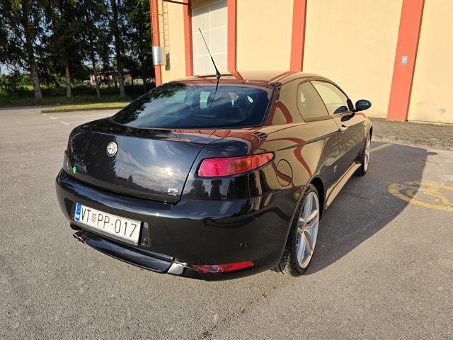 ALFA ROMEO GT 1.9 JTDm Q2-FULL-BOSE-V+M SERVIS-ORGINALNO STANJE, fotografija 8