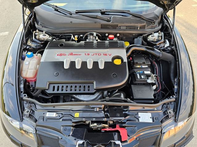 ALFA ROMEO GT 1.9 JTDm Q2-FULL-BOSE-V+M SERVIS-ORGINALNO STANJE, fotografija 12