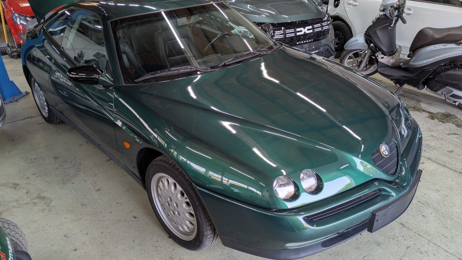 Alfa Romeo GTV 2.0 KAO NOV 93000 KM, fotografija 17