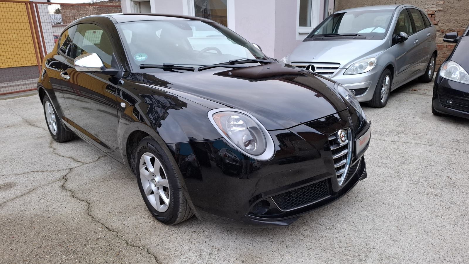 Alfa Romeo MiTo 1.3 JTDM, 2 seta guma na alu-naplatcima,head up zaslon, fotografija 4