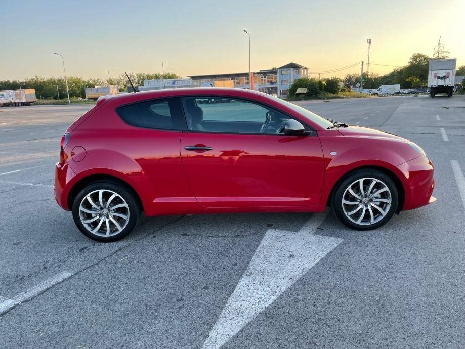 Alfa Romeo MiTo 1,3 JTDM, fotografija 2