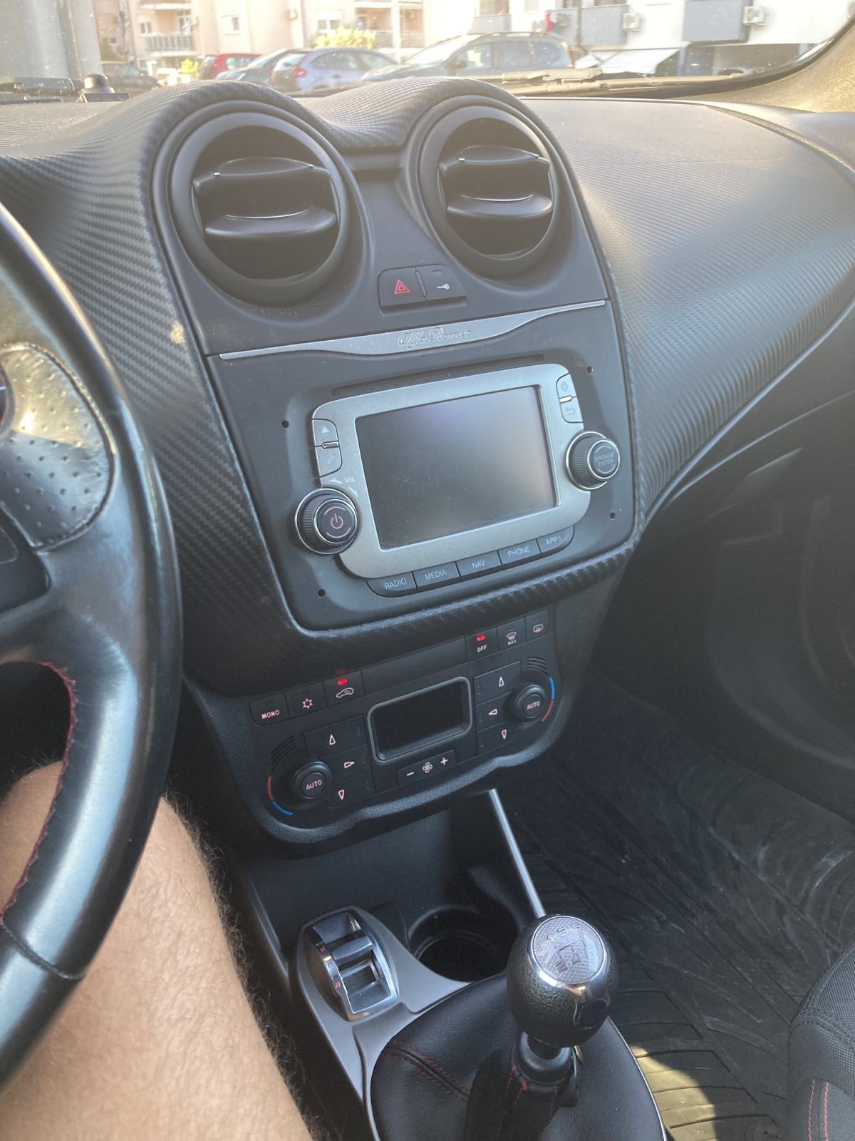 Alfa Romeo MiTo 1,3 JTDM, fotografija 16