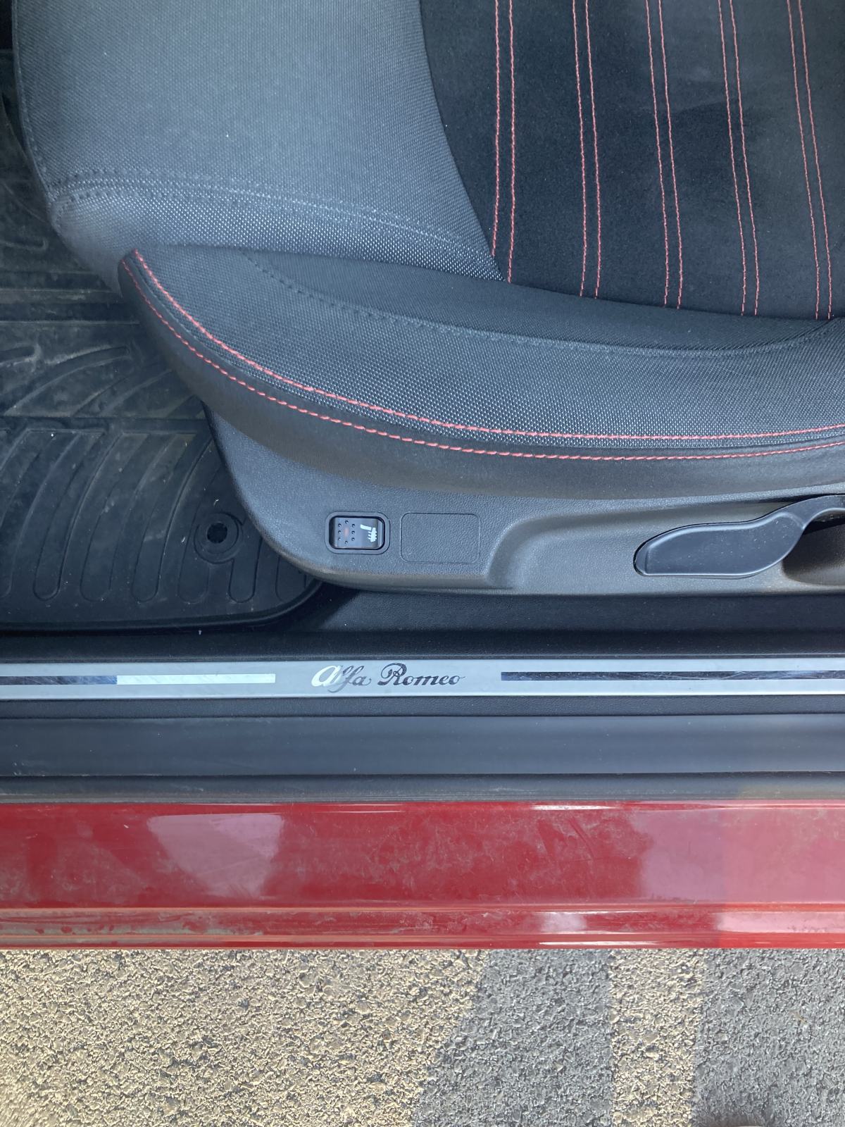 Alfa Romeo MiTo 1,3 JTDM, fotografija 19