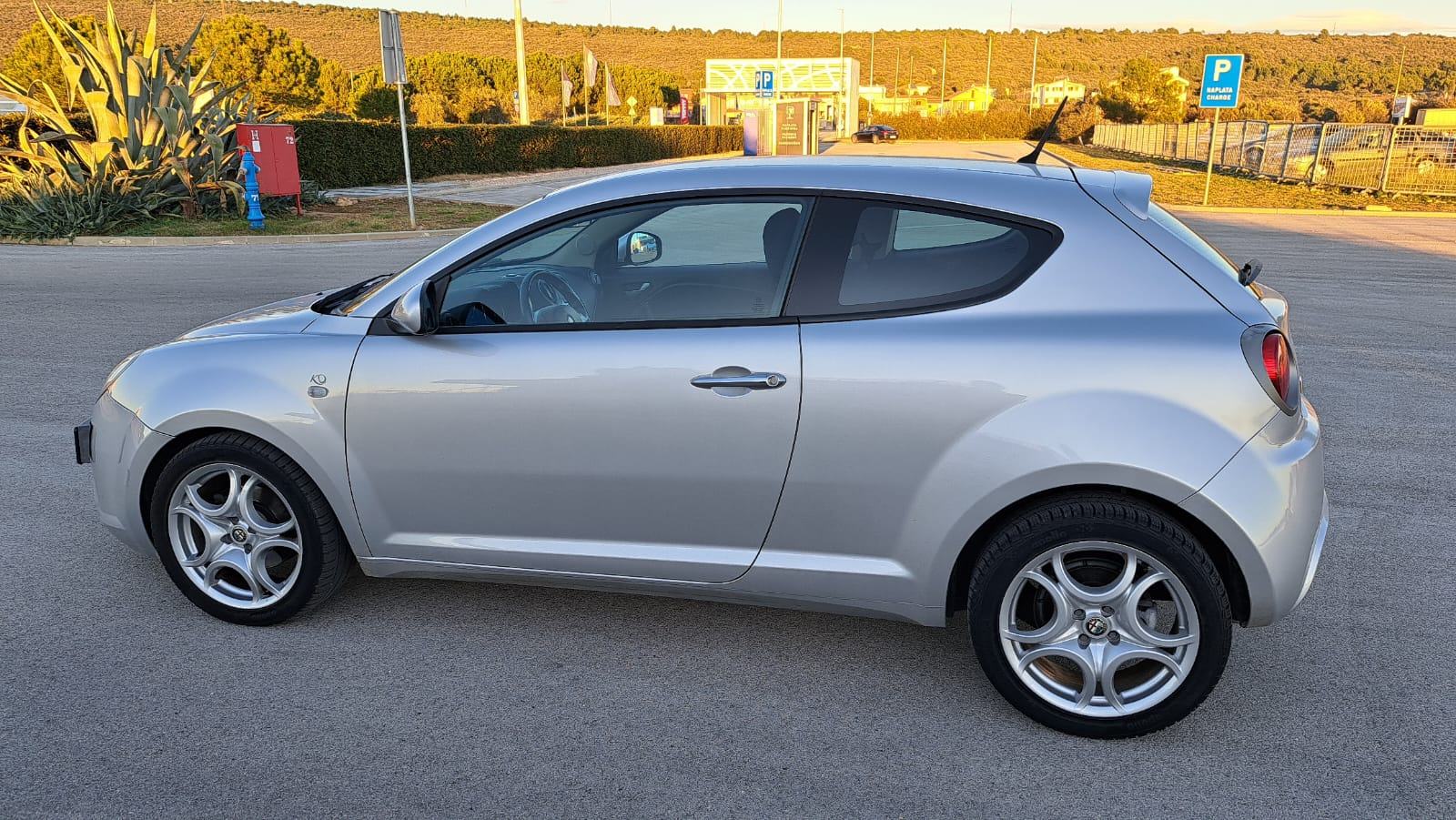 Alfa Romeo MiTo 1,3jtdM⭐️142Tkm**Ispis km⭐️Serv.knjiga⭐️Besprijekorna⭐, fotografija 12