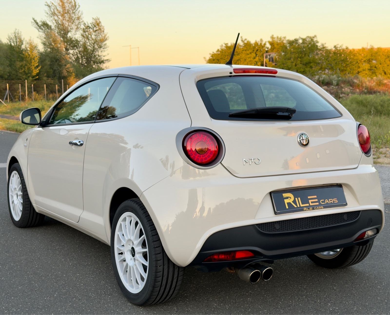 Alfa Romeo MiTo 1,4 | ALU | NAVI | Besprijekoran!, fotografija 3