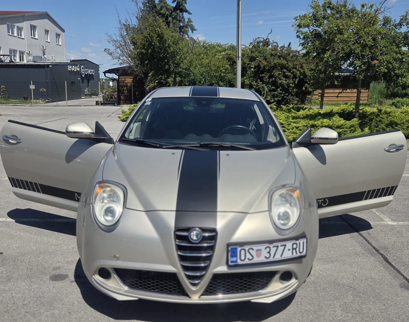 Alfa Romeo MiTo 1,4 KLIMA - ALU FELGE - REGISTRIRAN DO: 06/2027, fotografija 2