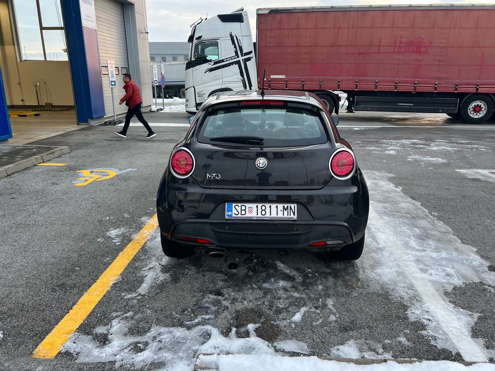 Alfa Romeo MiTo 1,4 TB TCT automatik, fotografija 4