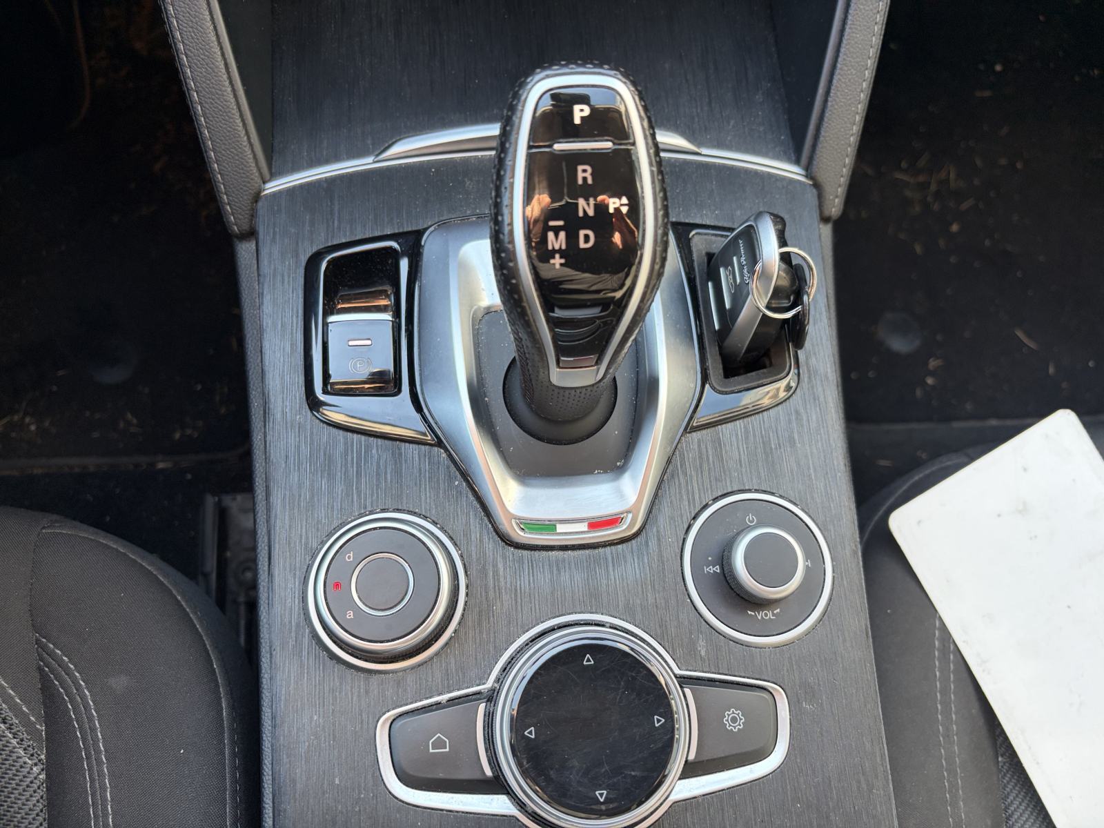 Alfa Romeo STELVIO 2,2 D 190 4WD, fotografija 10