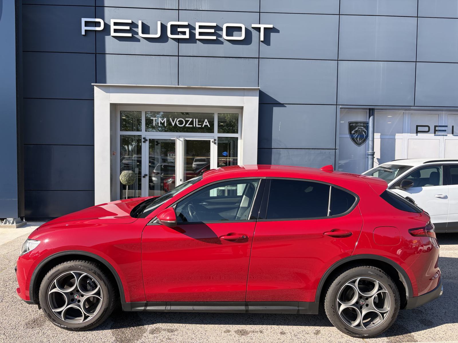 Alfa Romeo STELVIO 2,2 D 190 4WD, pogled izvana - slika 3