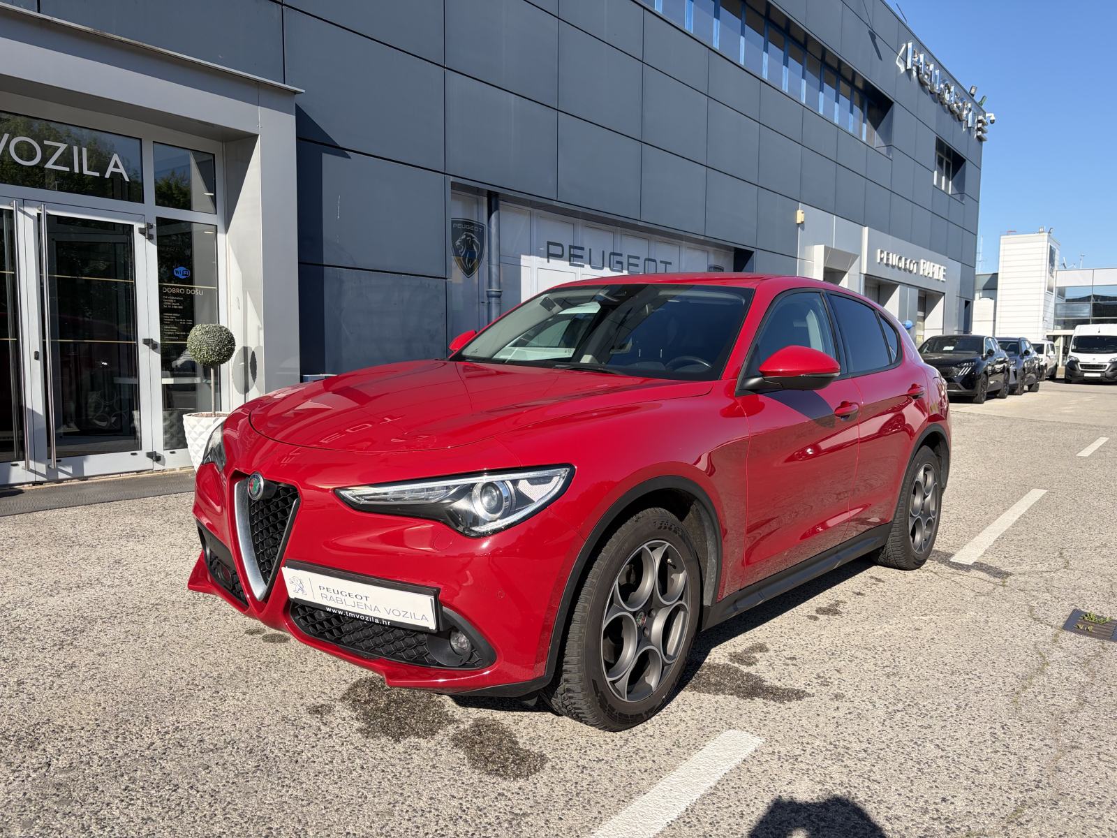 Alfa Romeo STELVIO 2,2 D 190 4WD, pogled izvana - slika 1