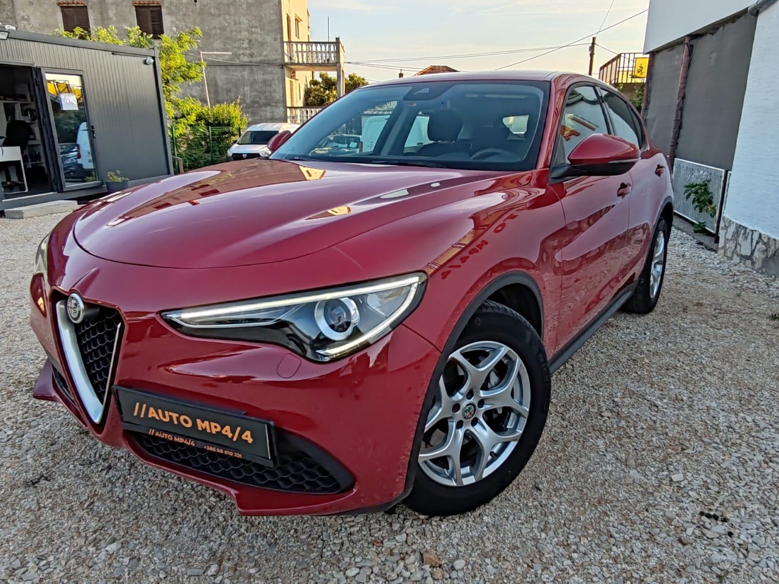 Alfa Romeo Stelvio 2,2 D, fotografija 4