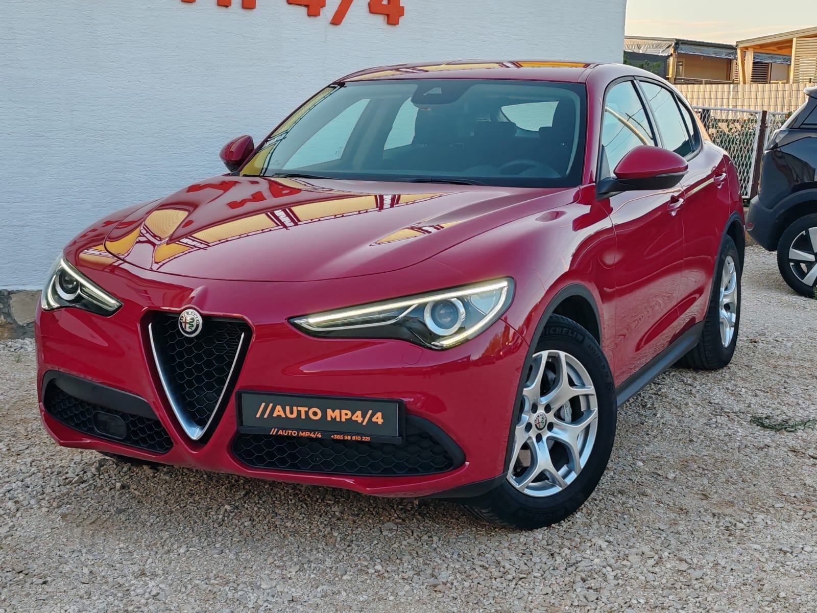 Alfa Romeo Stelvio 2,2 D, fotografija 3
