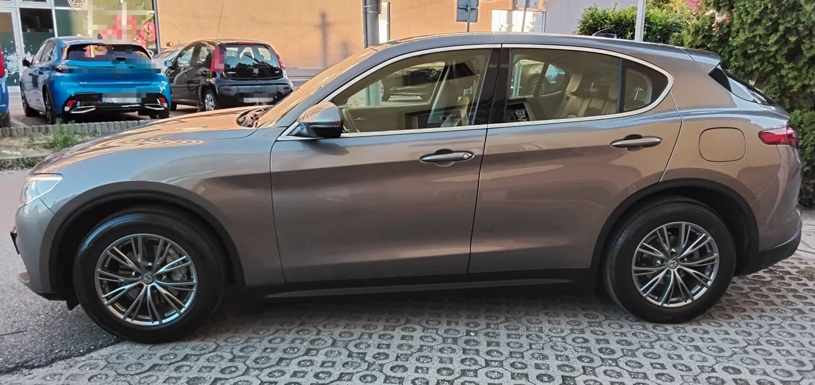 Alfa Romeo Stelvio 2,2 Diesel automatik F1,PANO,XENON,LED,NAVI,..., fotografija 3