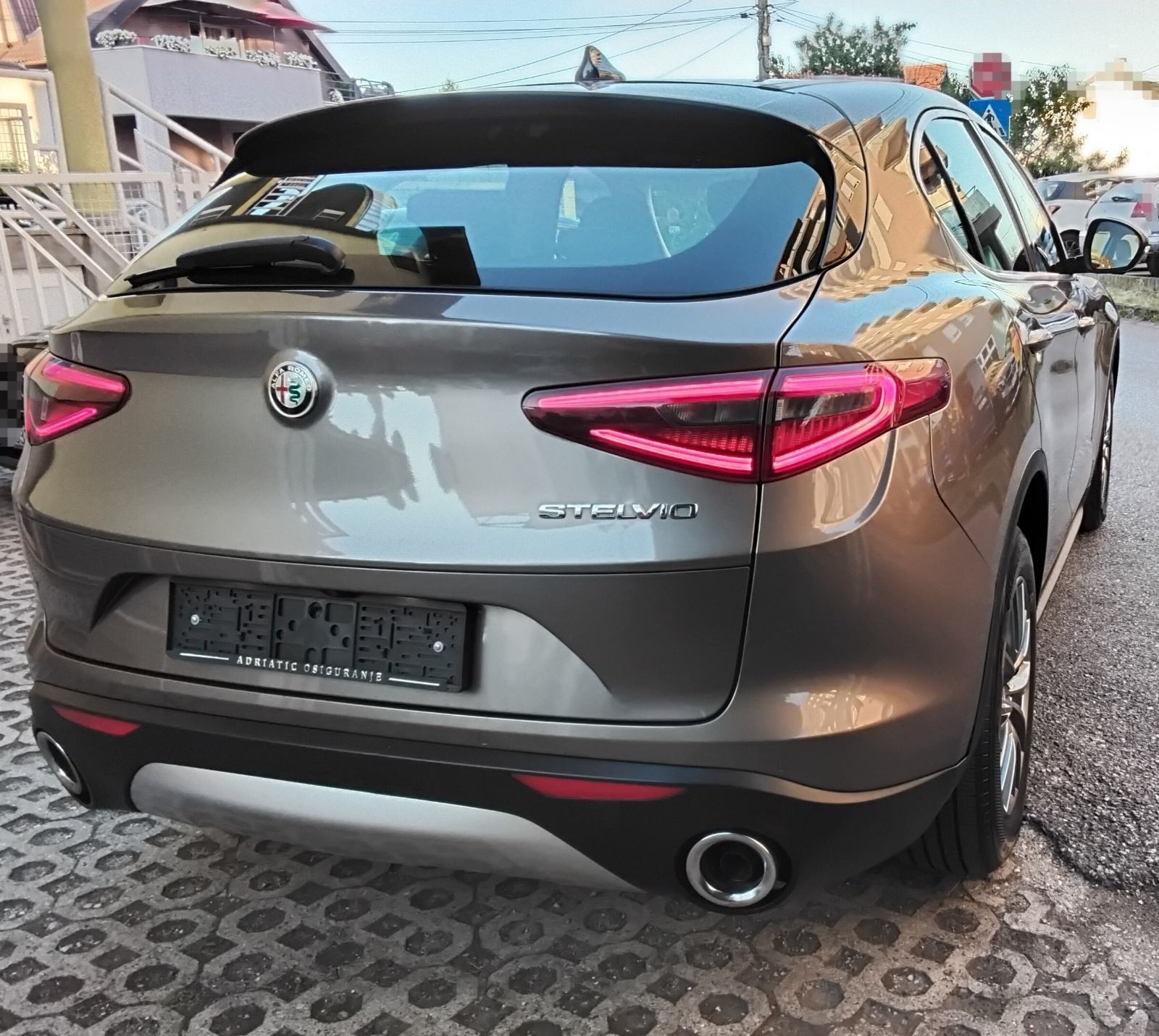 Alfa Romeo Stelvio 2,2 Diesel automatik F1,PANO,XENON,LED,NAVI,..., fotografija 6