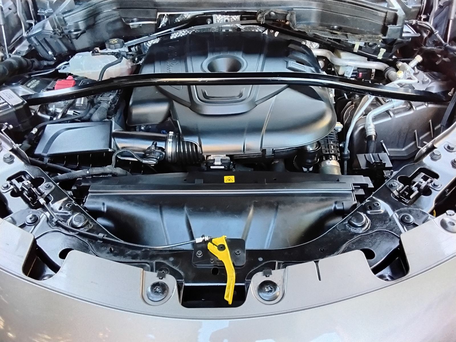Alfa Romeo Stelvio 2,2 Diesel automatik F1,PANO,XENON,LED,NAVI,..., fotografija 18