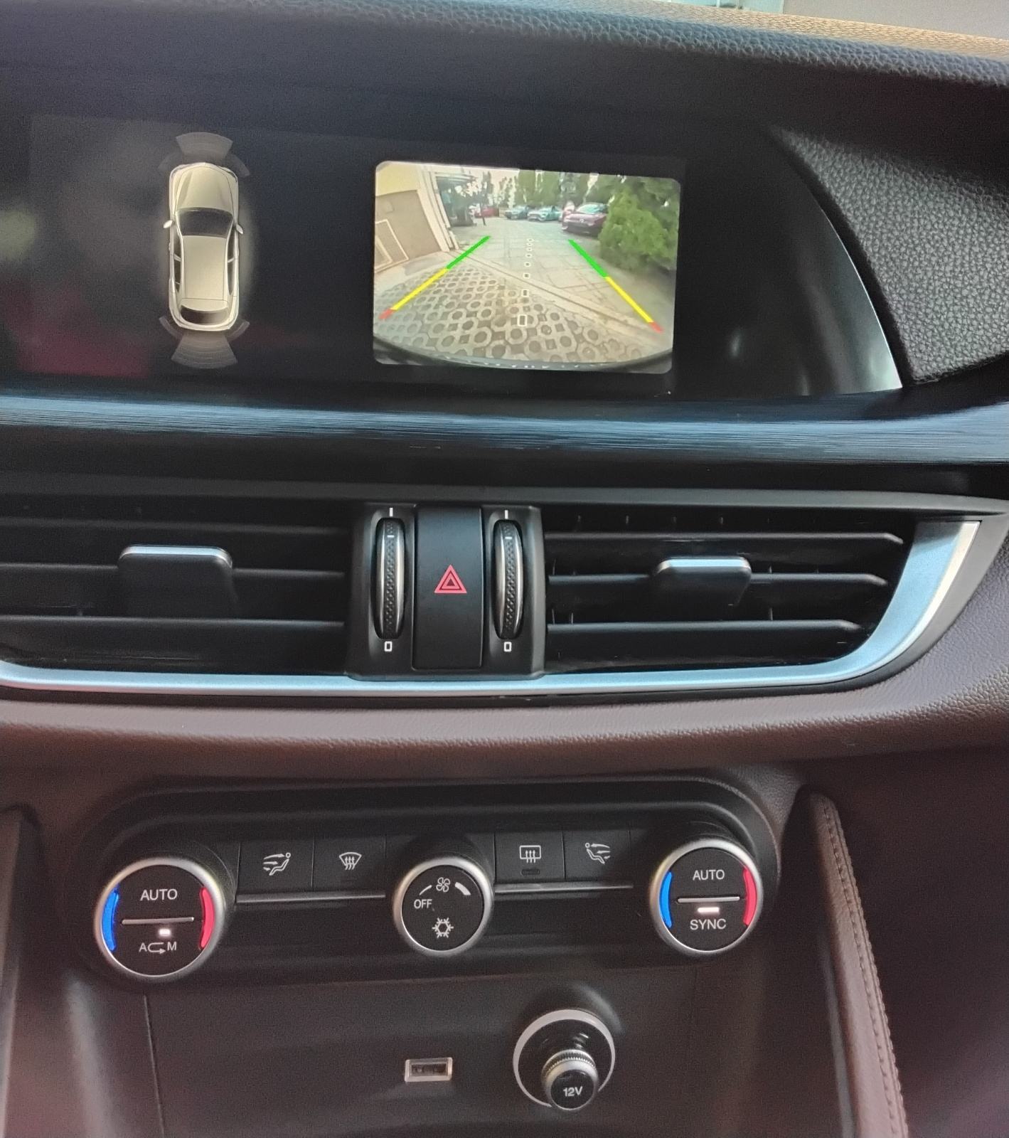Alfa Romeo Stelvio 2,2 Diesel automatik F1,PANO,XENON,LED,NAVI,..., fotografija 20