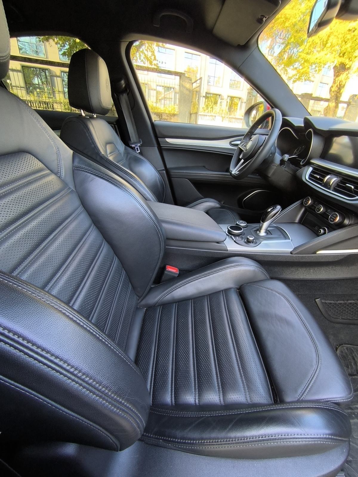 Alfa Romeo STELVIO 2.2 JTDM Q4 210 KS (2019.), fotografija 11
