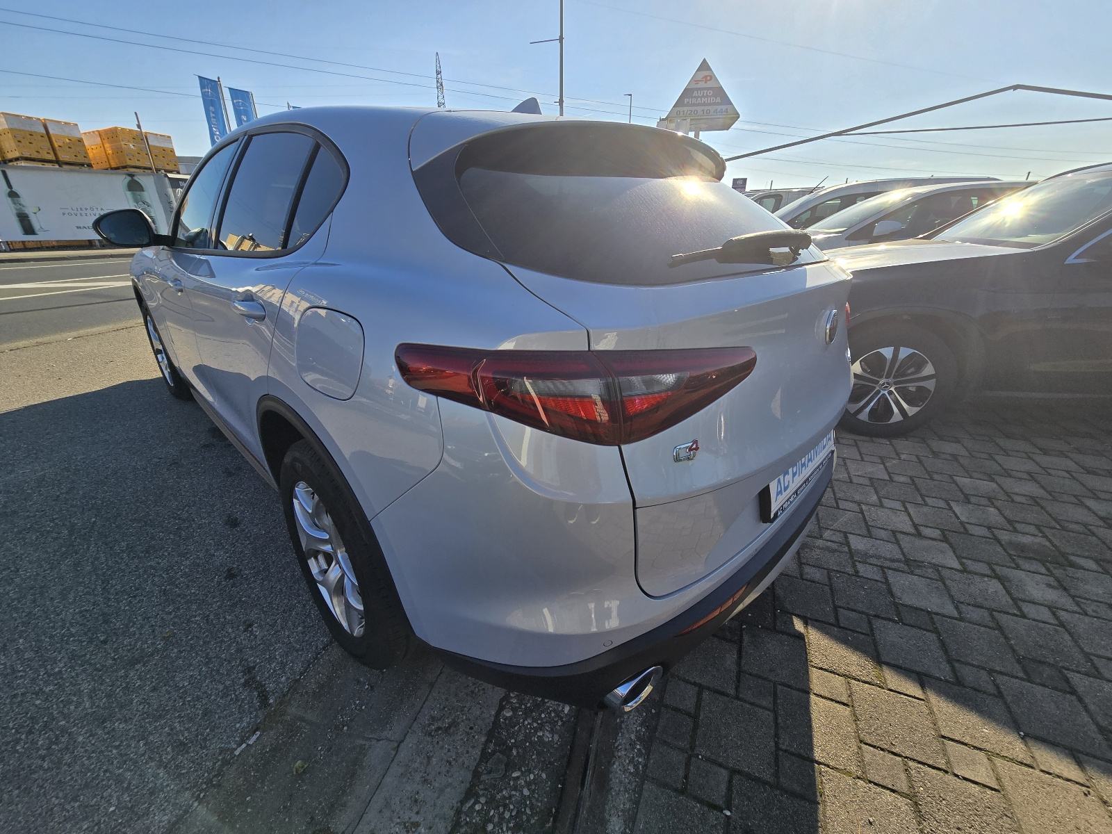 Alfa Romeo Stelvio 2,2 Diesel automatik, fotografija 7