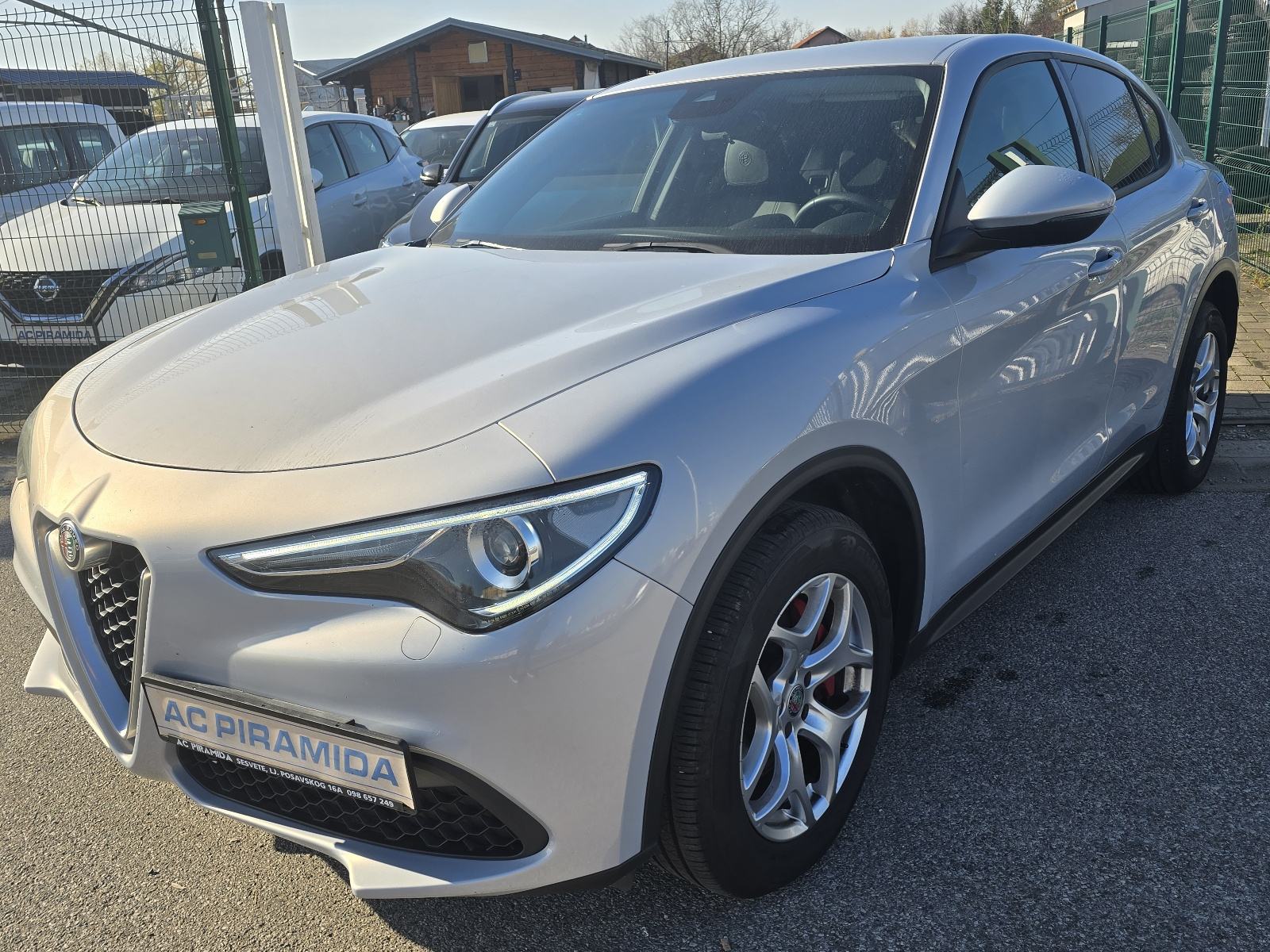 Alfa Romeo Stelvio 2,2 Diesel automatik, fotografija 3