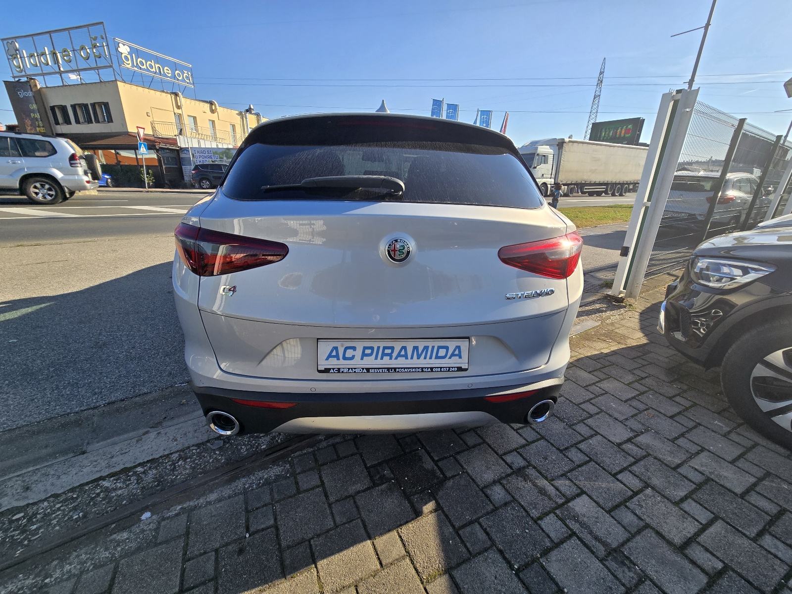 Alfa Romeo Stelvio 2,2 Diesel automatik, fotografija 6