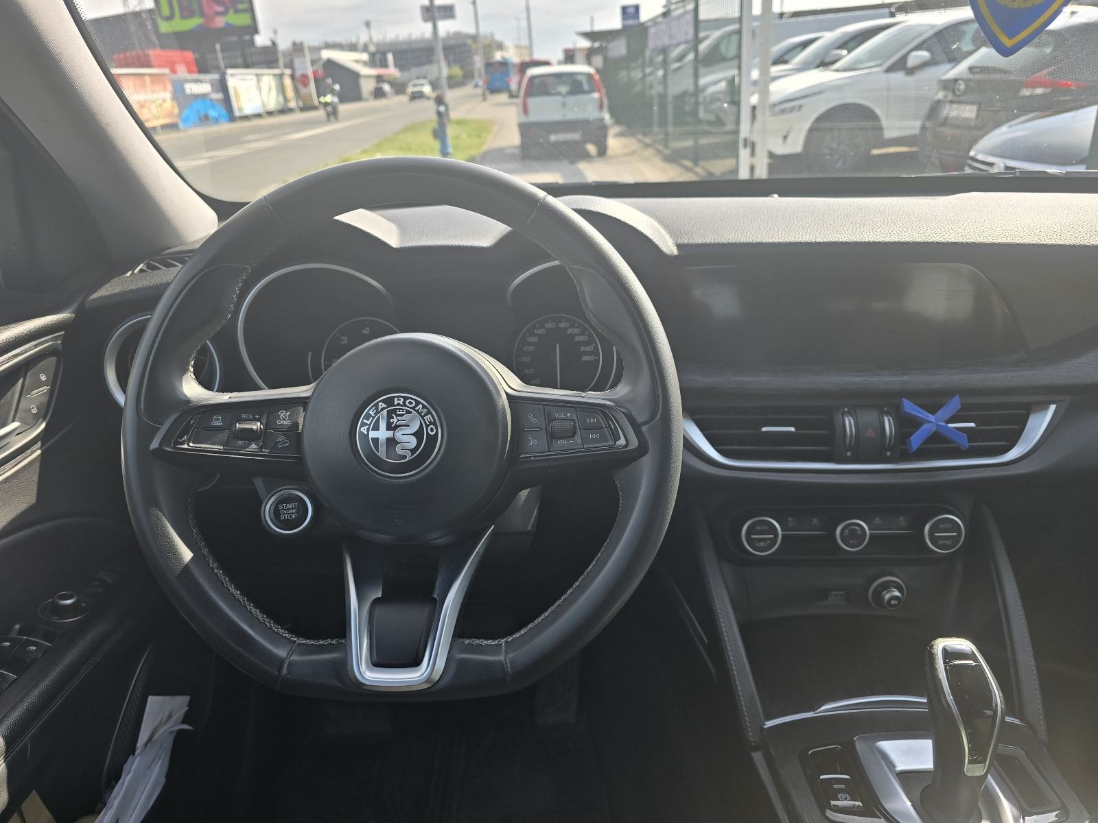Alfa Romeo Stelvio 2,2 Diesel automatik, fotografija 10