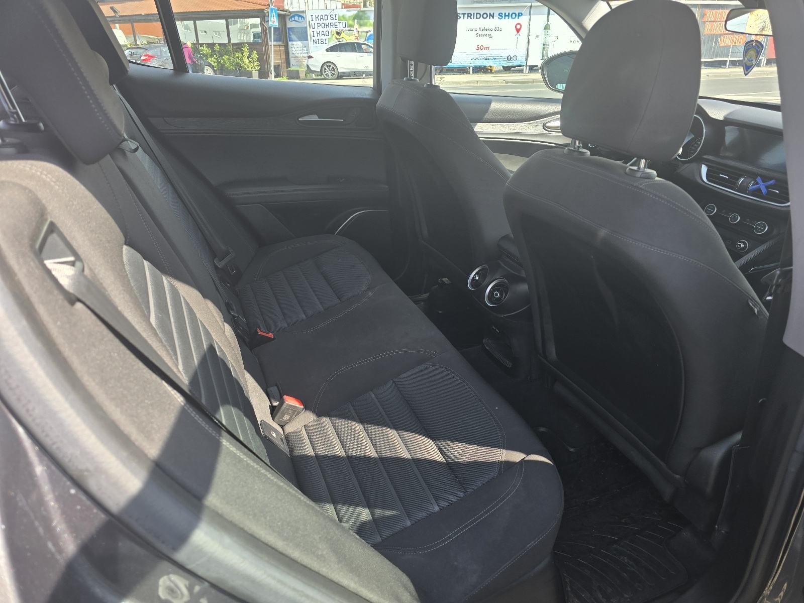 Alfa Romeo Stelvio 2,2 Diesel automatik, fotografija 12