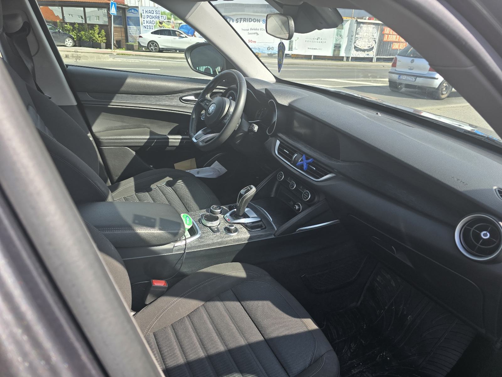Alfa Romeo Stelvio 2,2 Diesel automatik, fotografija 13