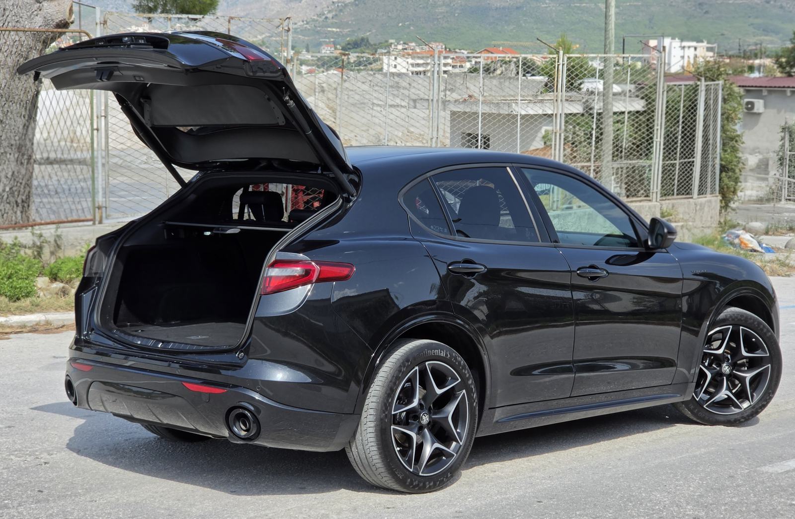 Alfa Romeo Stelvio 2.2d turbo VELOCE BLACK, 20", Facelift, zamjena, fotografija 5