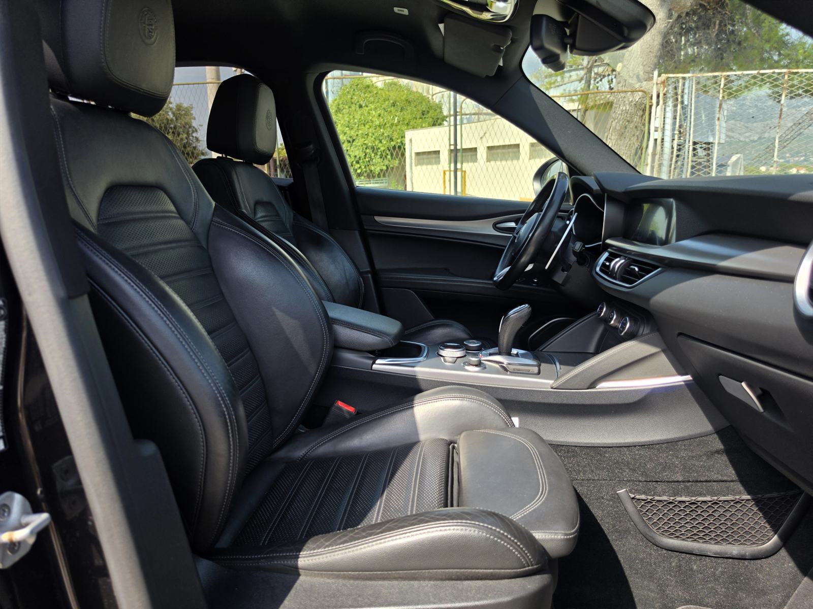 Alfa Romeo Stelvio 2.2d turbo VELOCE BLACK, 20", Facelift, zamjena, fotografija 15