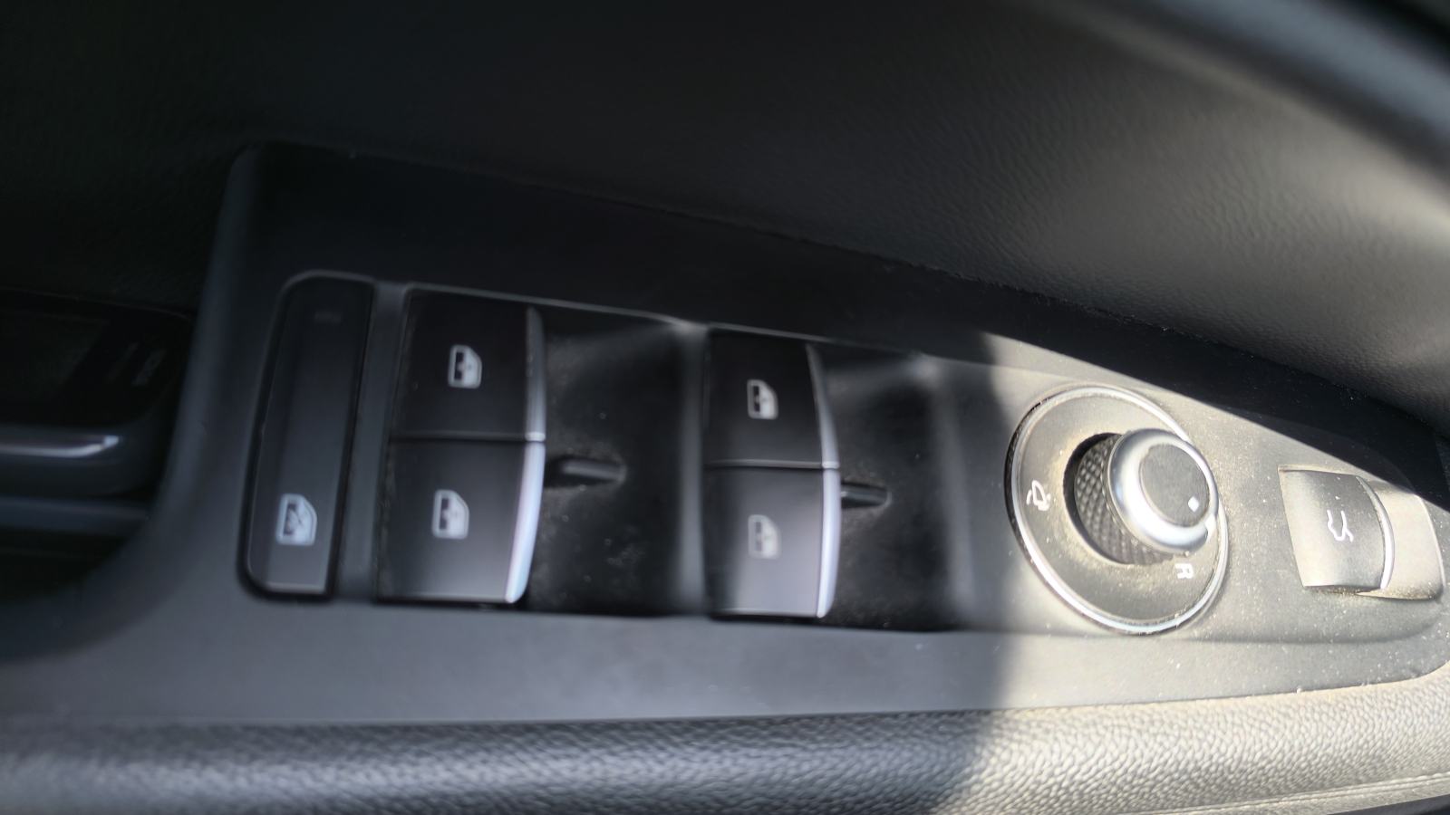 Alfa Romeo Stelvio 2,2 Diesel automatik (ugrađen potpuno novi motor), fotografija 8