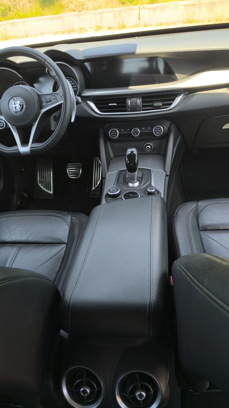 Alfa Romeo Stelvio 2,2 Diesel automatik (ugrađen potpuno novi motor), fotografija 12