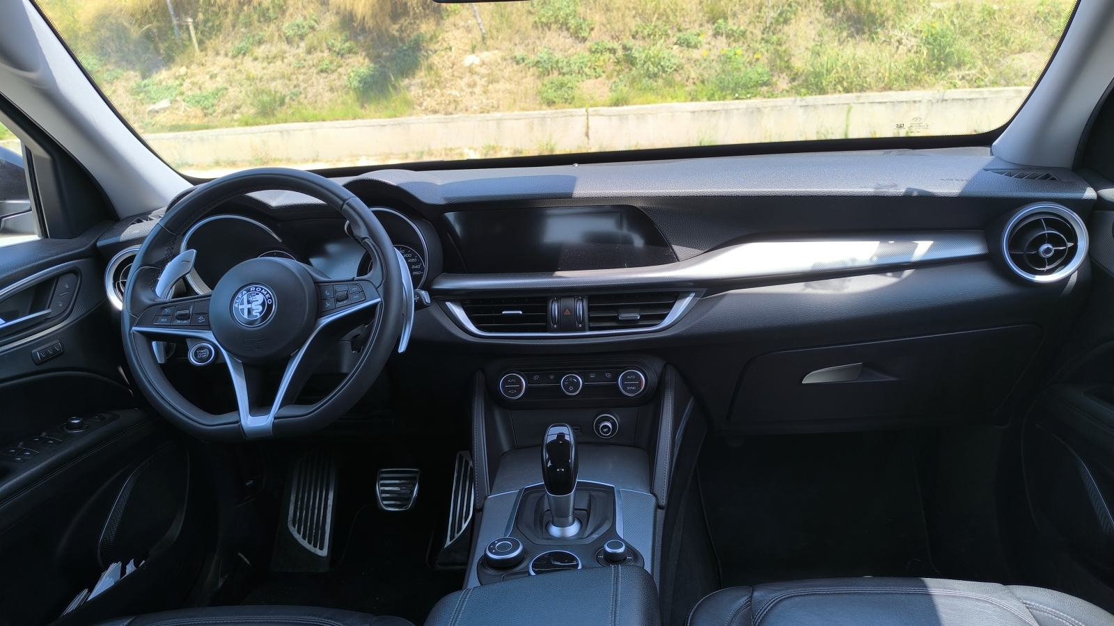 Alfa Romeo Stelvio 2,2 Diesel automatik (ugrađen potpuno novi motor), fotografija 15