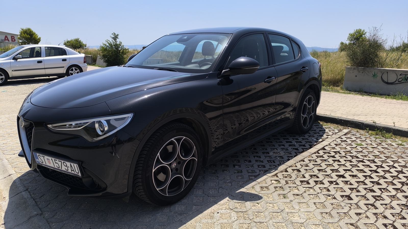 Alfa Romeo Stelvio 2,2 Diesel automatik (ugrađen potpuno novi motor), fotografija 2