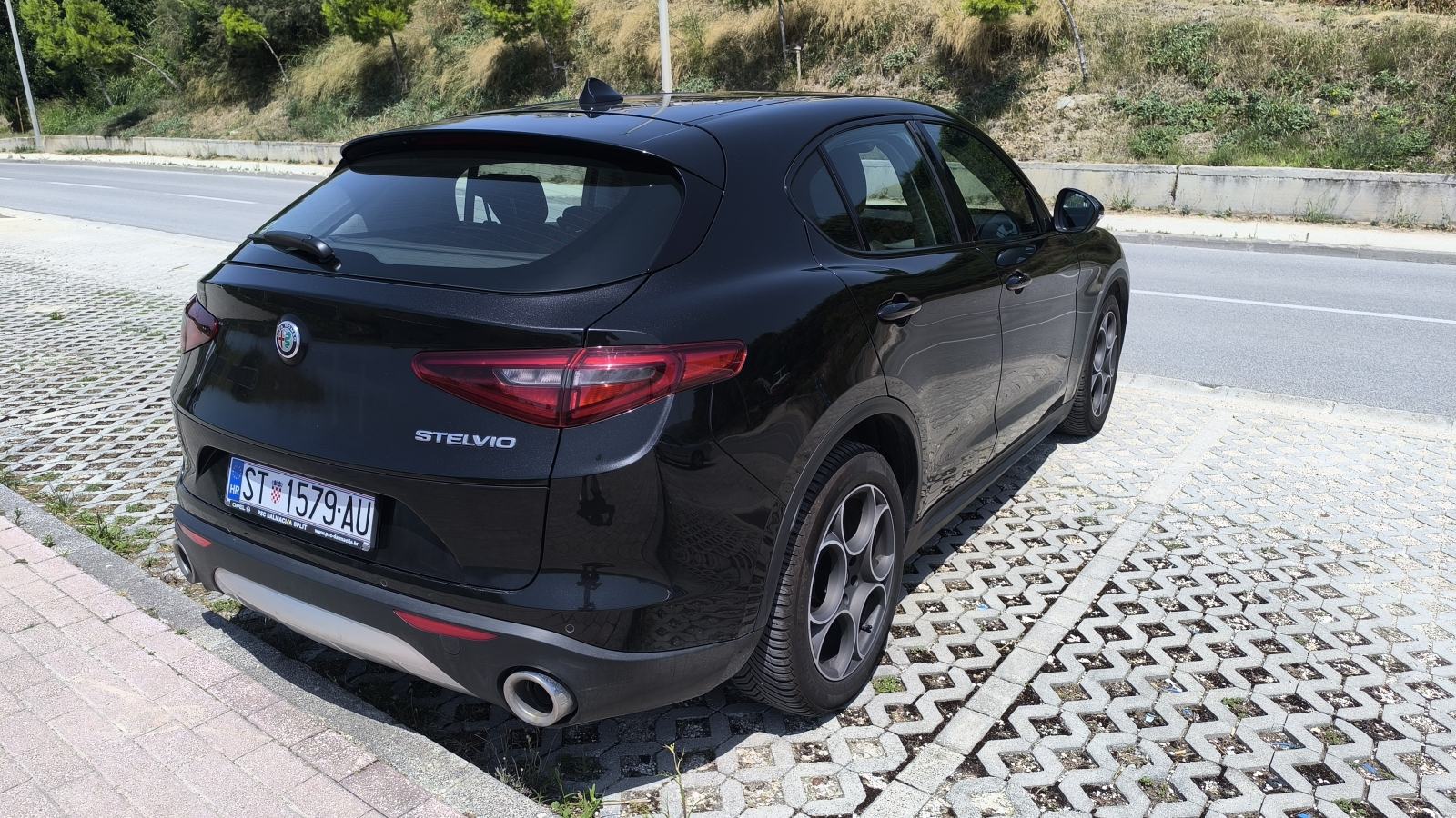 Alfa Romeo Stelvio 2,2 Diesel automatik (ugrađen potpuno novi motor), fotografija 5