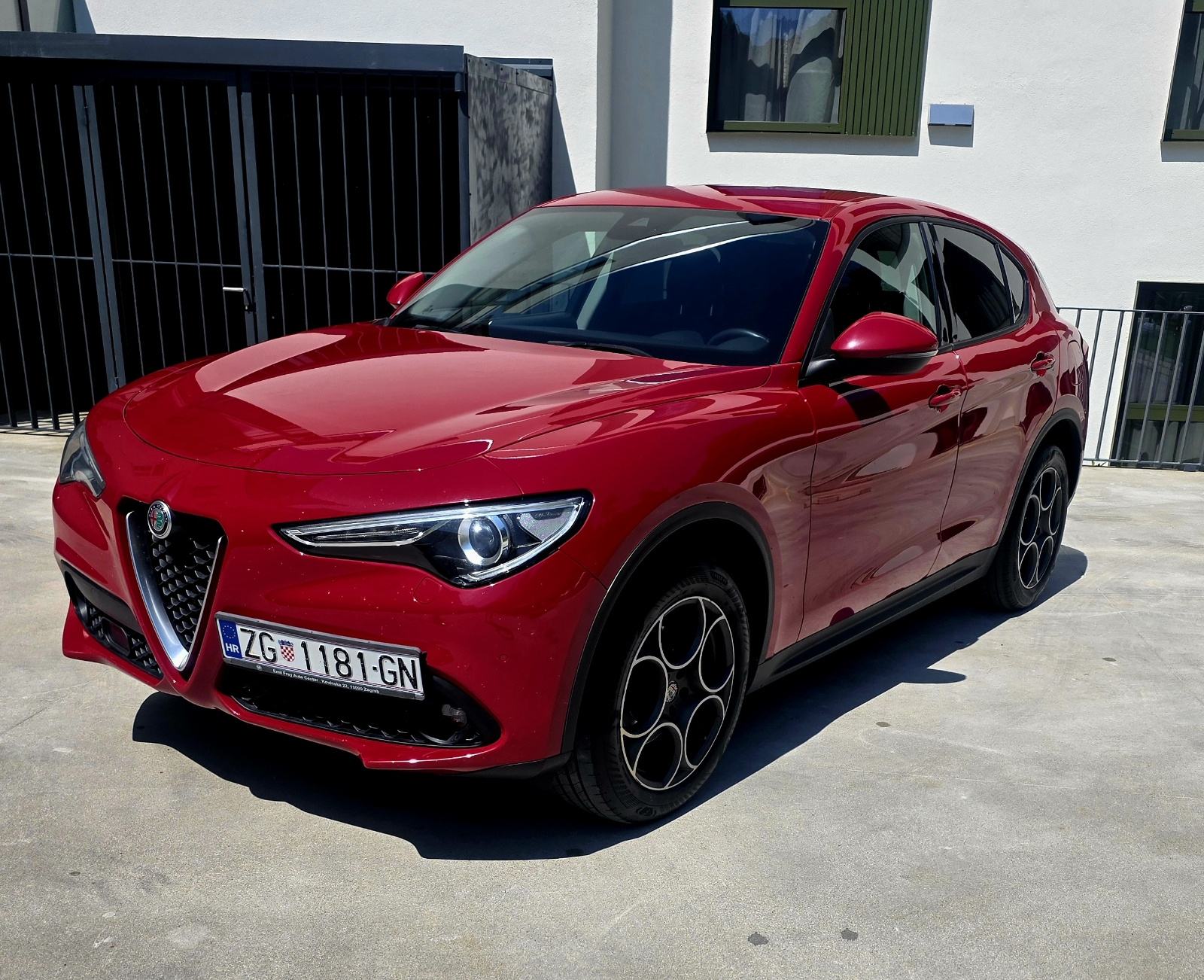 Alfa Romeo Stelvio 2,2 Diesel automatik, fotografija 4