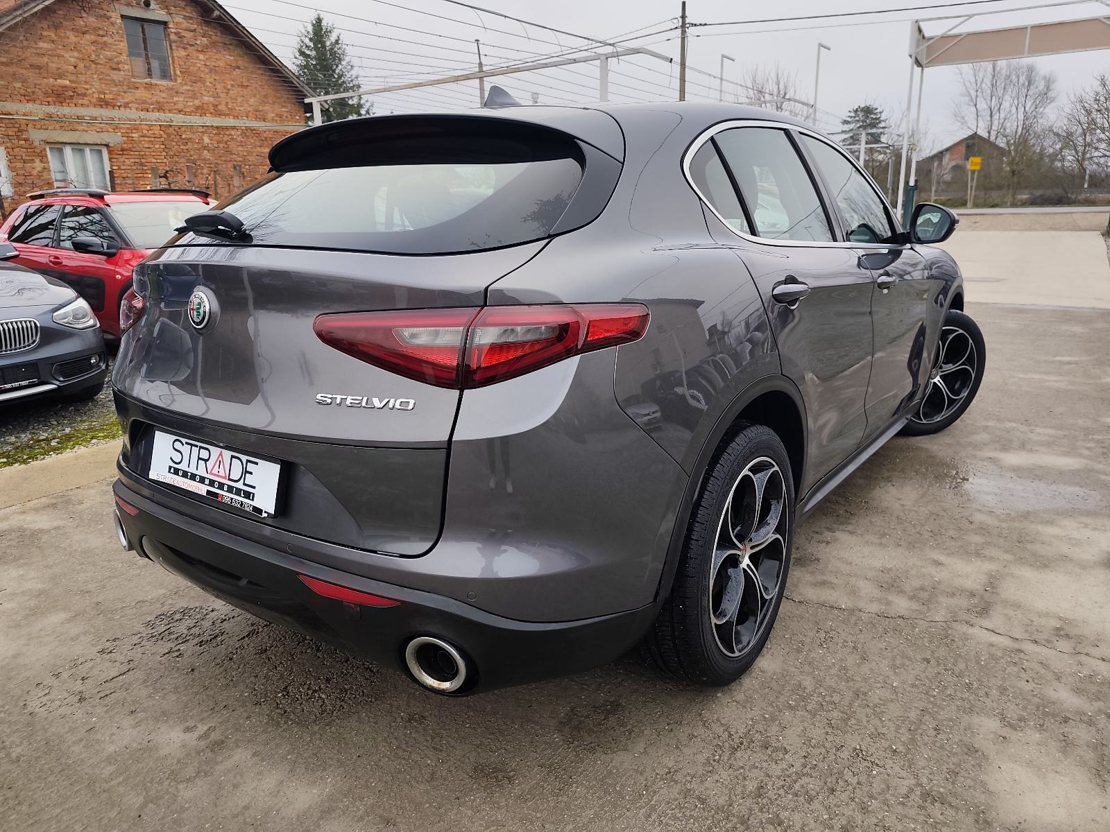 Alfa Romeo Stelvio 2,2 Diesel, alu 20", F1,jamstva!!!, fotografija 4
