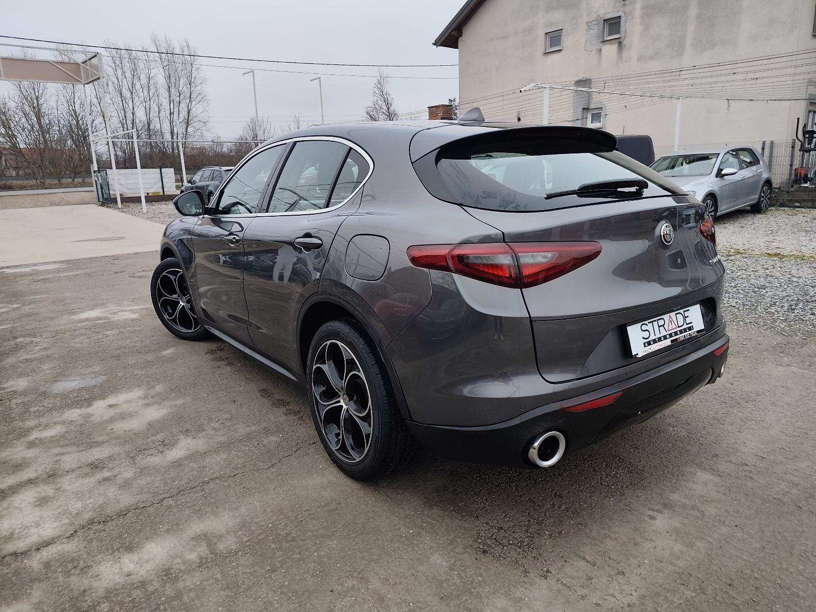 Alfa Romeo Stelvio 2,2 Diesel, alu 20", F1,jamstva!!!, fotografija 6