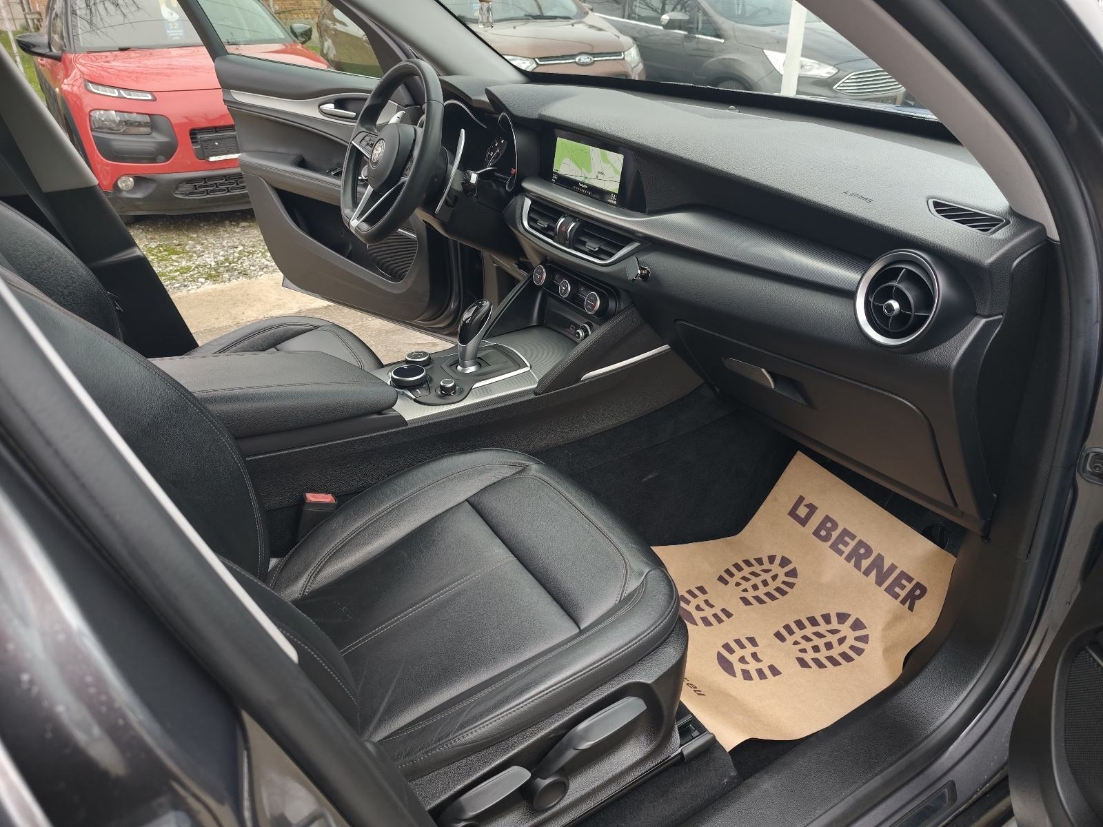 Alfa Romeo Stelvio 2,2 Diesel, alu 20", F1,jamstva!!!, fotografija 18