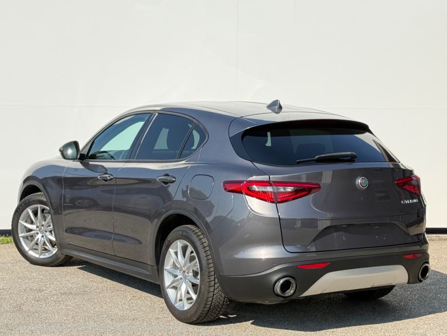 Alfa Romeo Stelvio 2,2 Diesel LEASING BEZ UČEŠĆA I BEZ JAMACA, fotografija 3