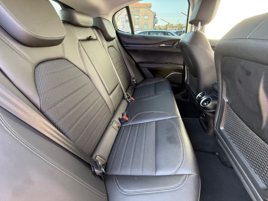 Alfa Romeo Stelvio 2,2 Diesel LEASING BEZ UČEŠĆA I BEZ JAMACA, fotografija 11
