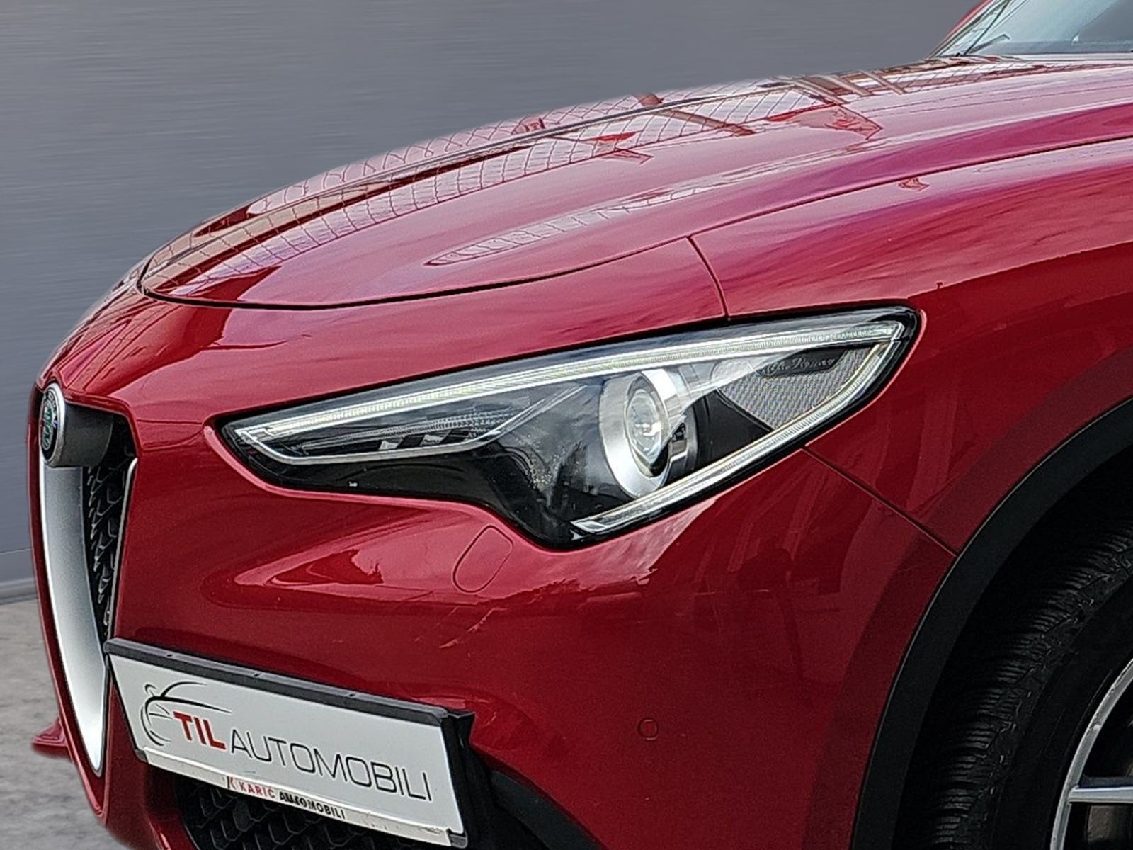 Alfa Romeo Stelvio 2,2 JTDM,Q4,KUPLJEN U RH,U SUSTAVU PDV-A..., fotografija 8