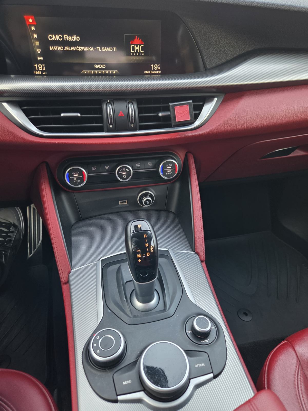 Alfa Romeo Stelvio 2,2 Diesel, fotografija 9
