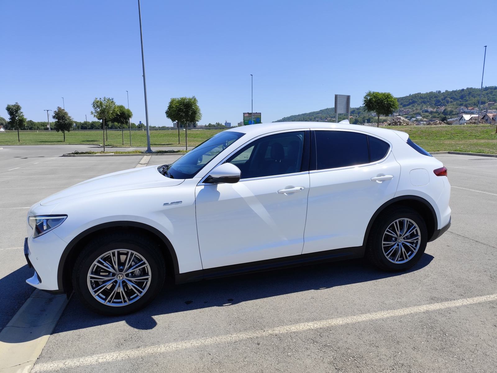 Alfa Romeo Stelvio 2,2 190ks Q4, 2021g,, fotografija 2