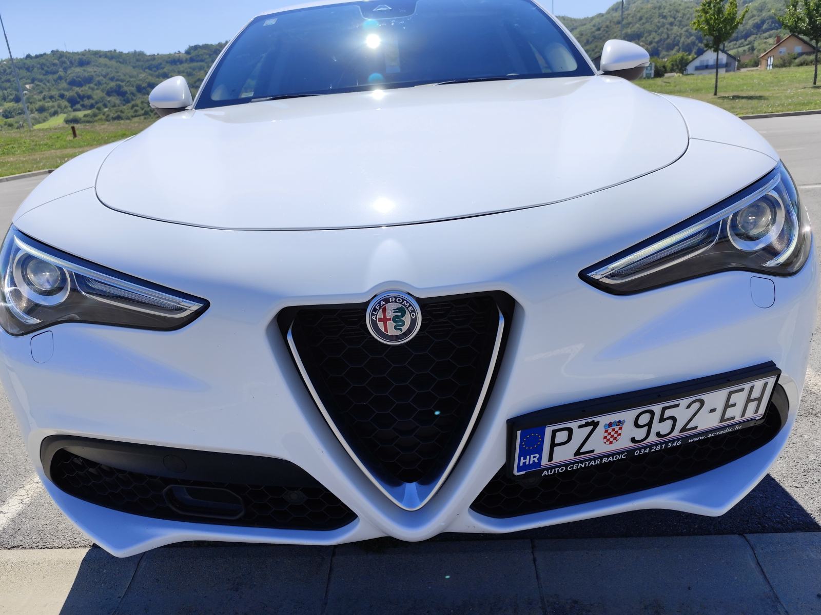 Alfa Romeo Stelvio 2,2 190ks Q4, 2021g,, fotografija 3