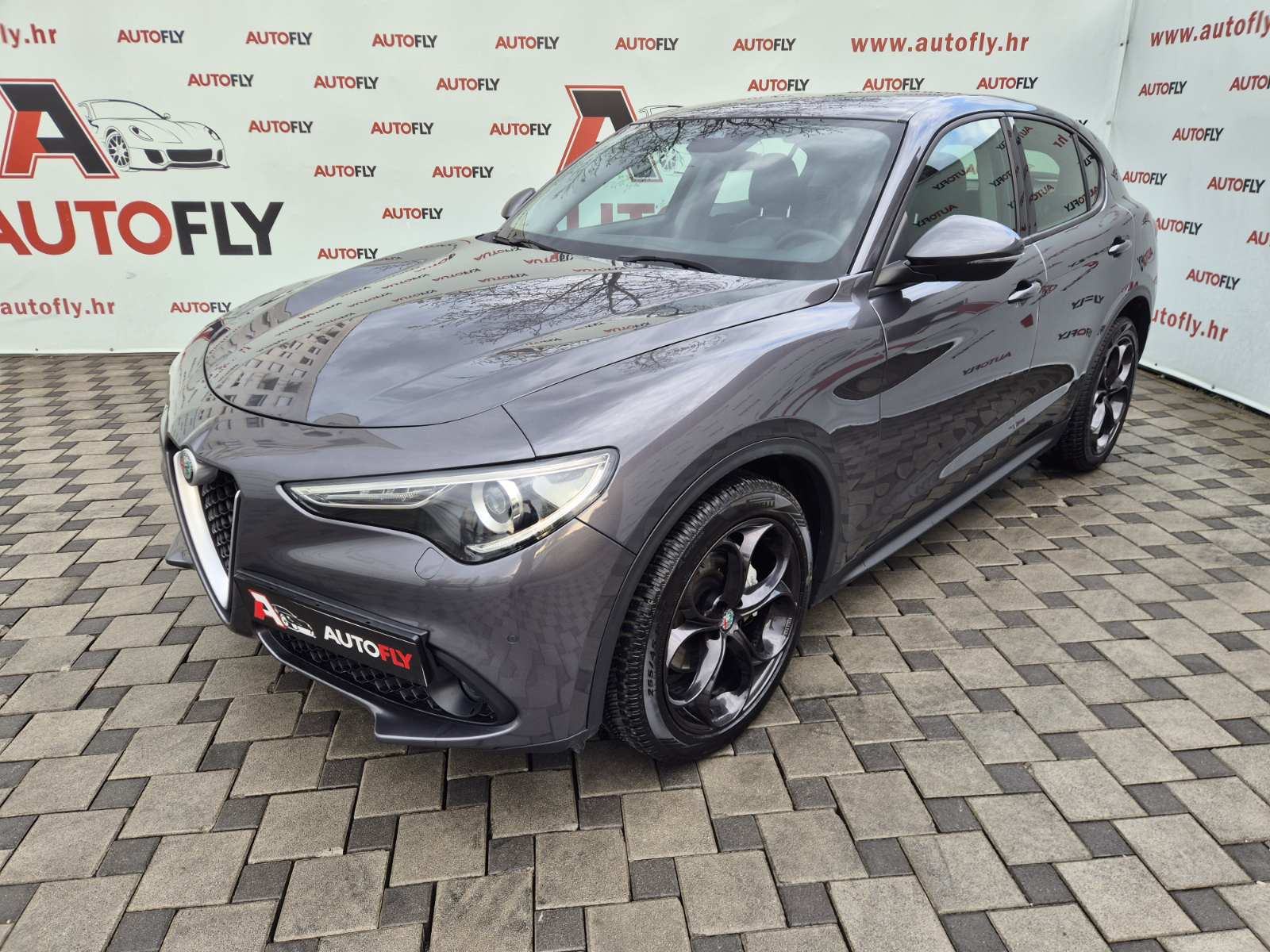 Alfa Romeo Stelvio 2.2 JTD, Kamera, Koža, Navigacija, PDC, 20", fotografija 9