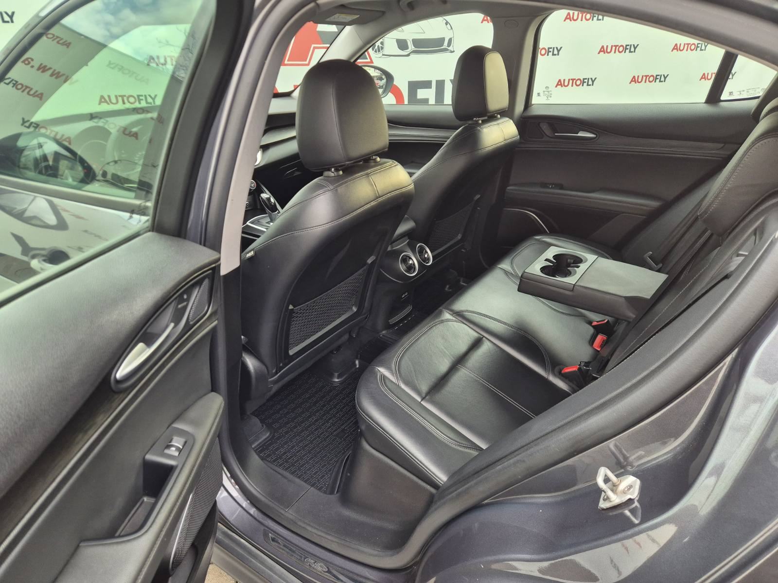 Alfa Romeo Stelvio 2.2 JTD, Kamera, Koža, Navigacija, PDC, 20", fotografija 14